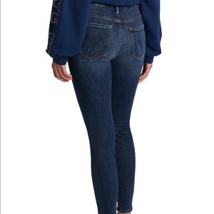 MOTHER Jeans - The Looker in Dark Lover